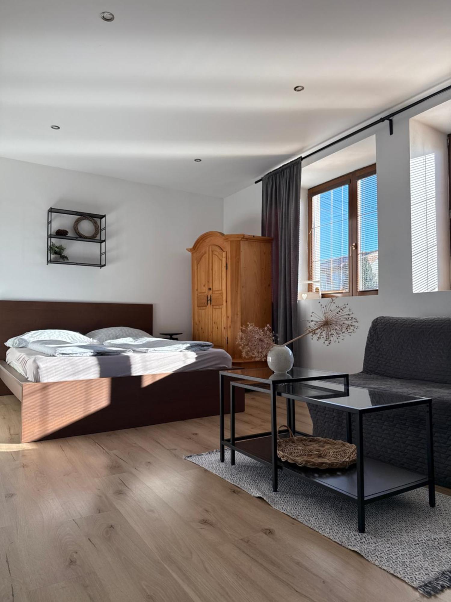 Apartment Dubnica Prejta Дубниця-над-Вагом Екстер'єр фото
